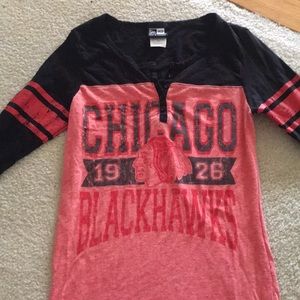 Women’s Chicago Blackhawks Long Sleeve Tee